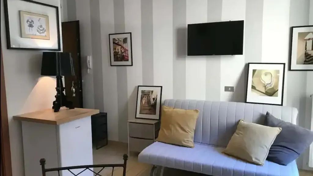 Elutuba - Furnished Studio in Porta Venezia, Milan
