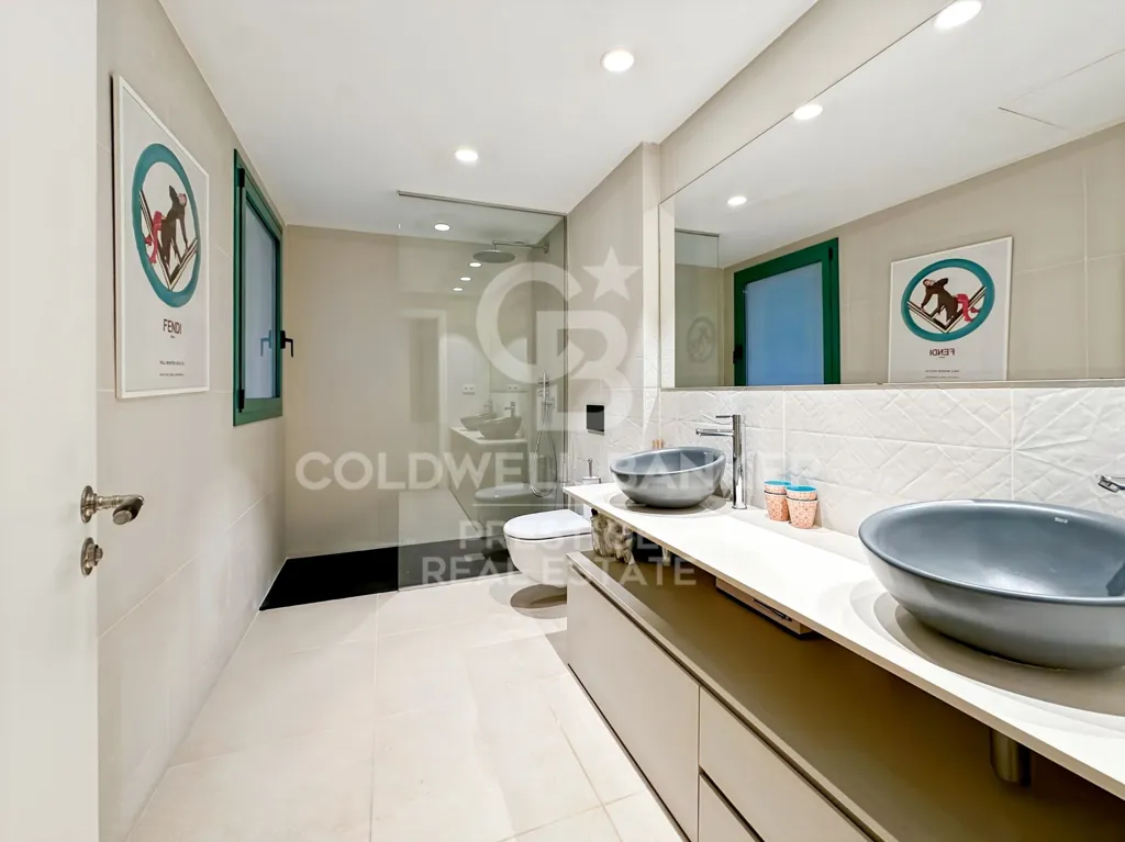 Vannitoad - Flat with Large Terrace in Eixample, Barcelona