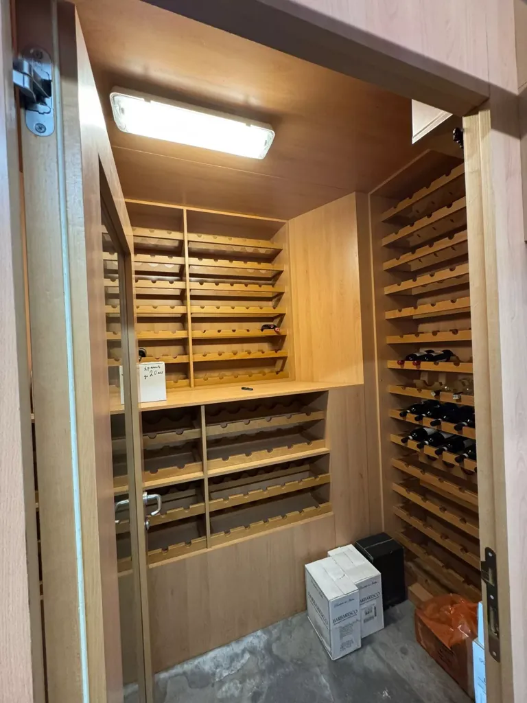 Pièces - Appartement Luxueux avec Vue Mer à Menton