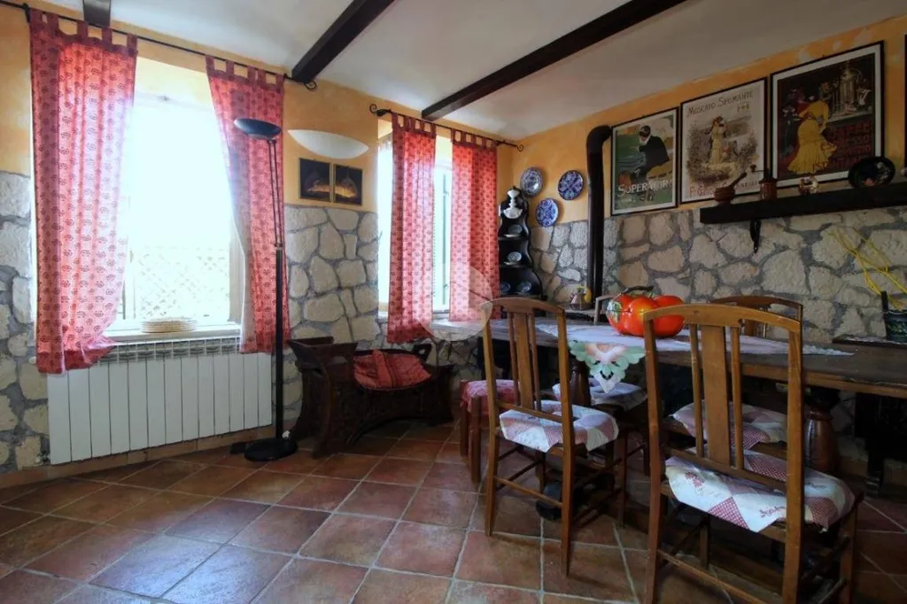 Salle à manger - Semi-Detached House with Panoramic View in Sommariva Perno