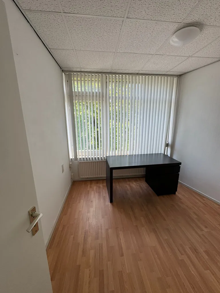 Office - Studio with Natural Light in Maastricht