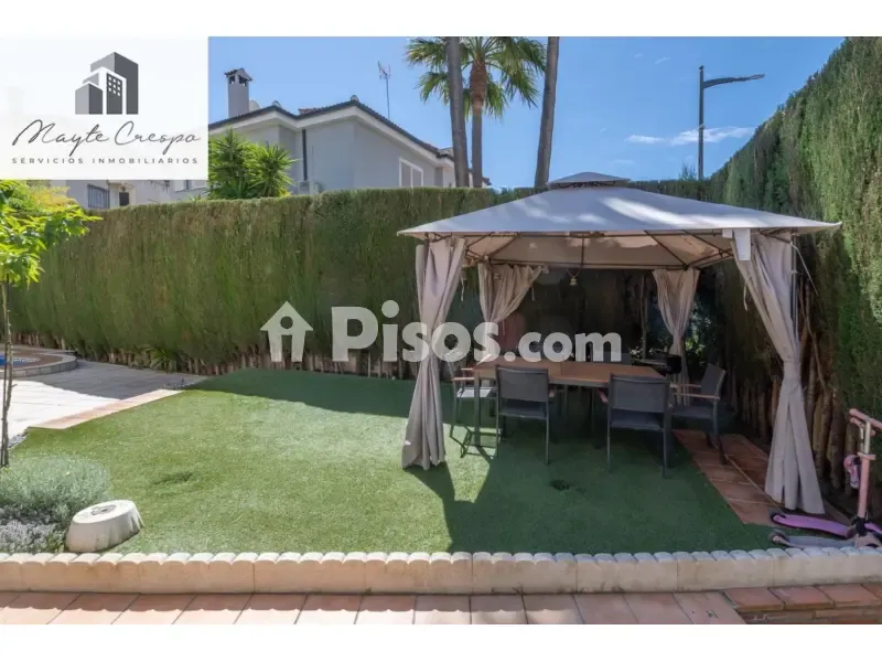 Aed - Chalet with Pool and Terrace in Gojar