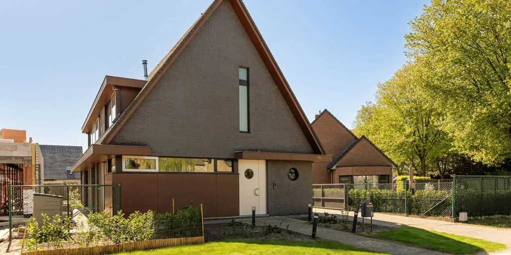 Extérieur - Maison avec jardin et terrasse couverte à Beerse