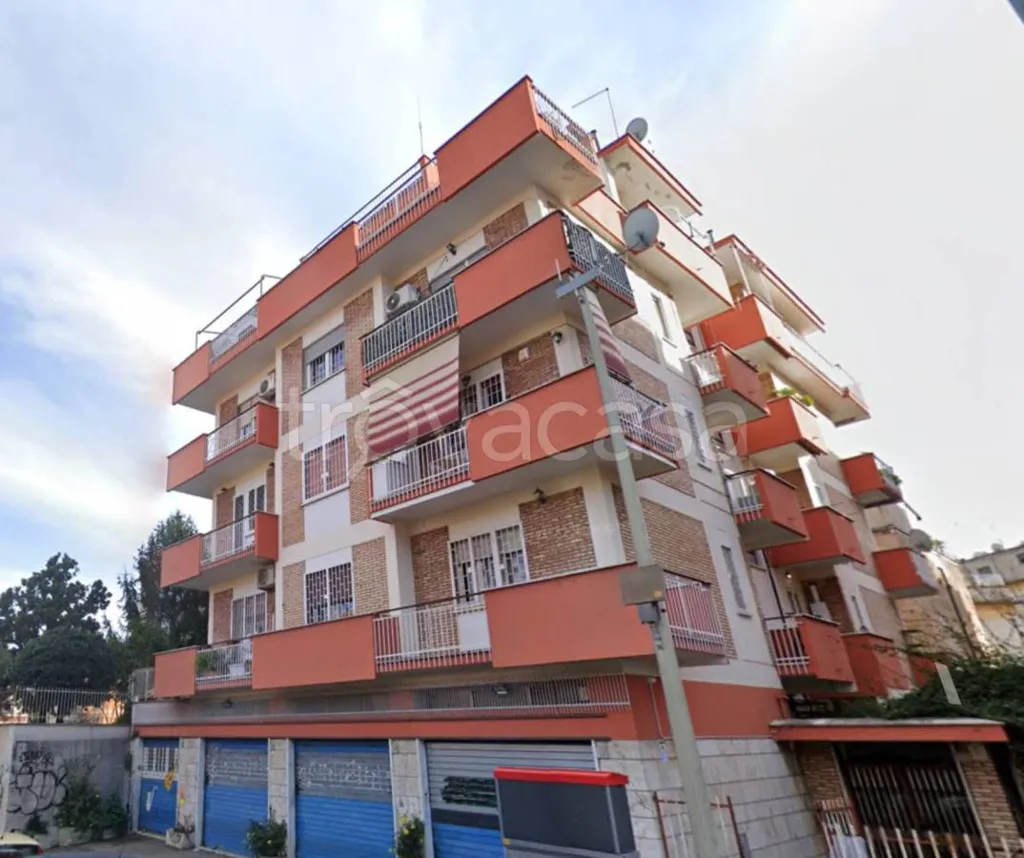Välivaade - Apartment with Balcony in Torino