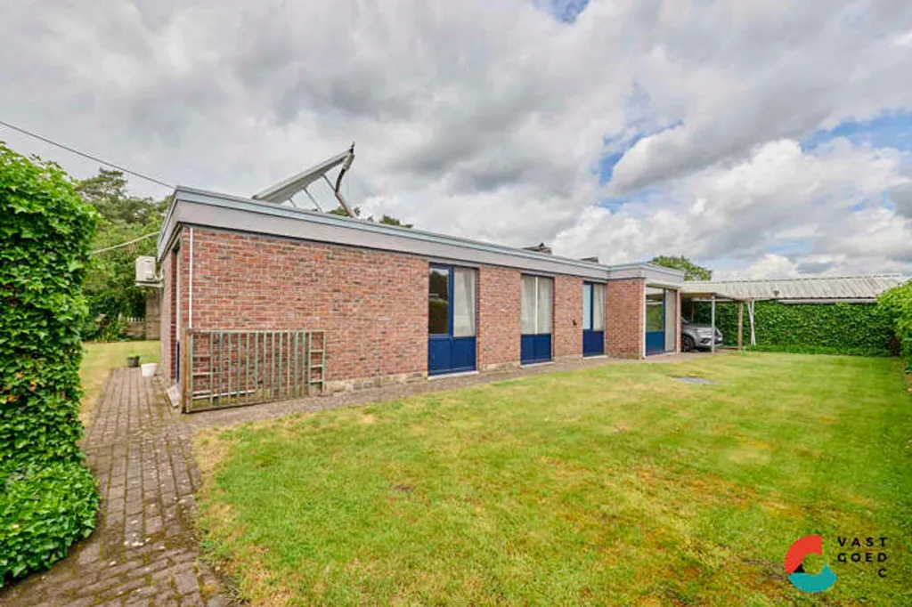 Esterno - Well-Maintained House with Garden in Beringen