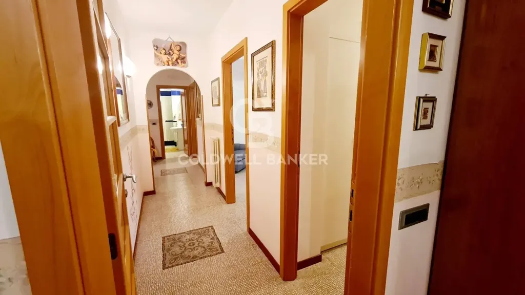 hallway_entrance