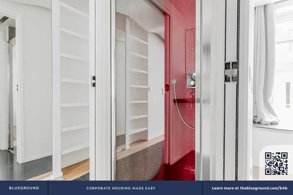 Entrée - Appartement Meublé avec Cuisine Équipée à Saint-Thomas-d'Aquin