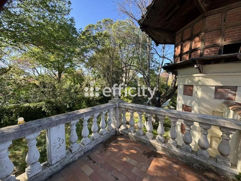 Terrasse - Maison de Maître avec Piscine à Béziers