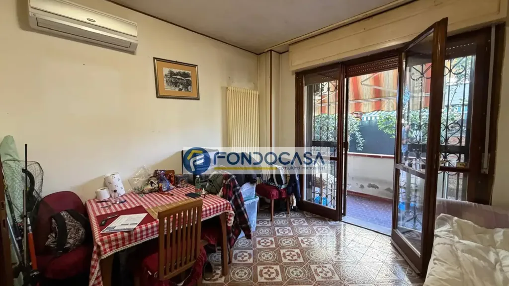 Dining Room - Ground Floor Apartment with Private Courtyard in Massa