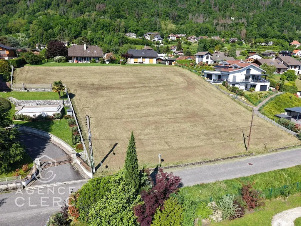 Õhuvaade - Buildable Plot with Lake View in Sevrier