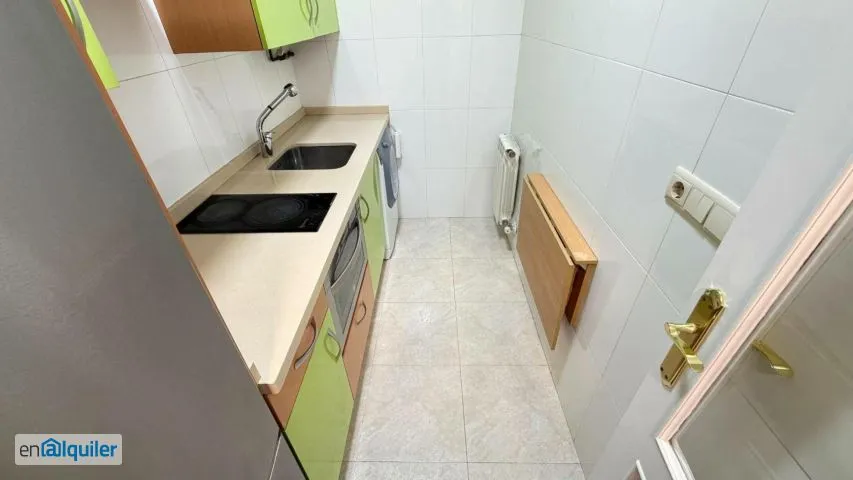 Cuisine - Modernised Flat with Lift in Old Town, Vigo
