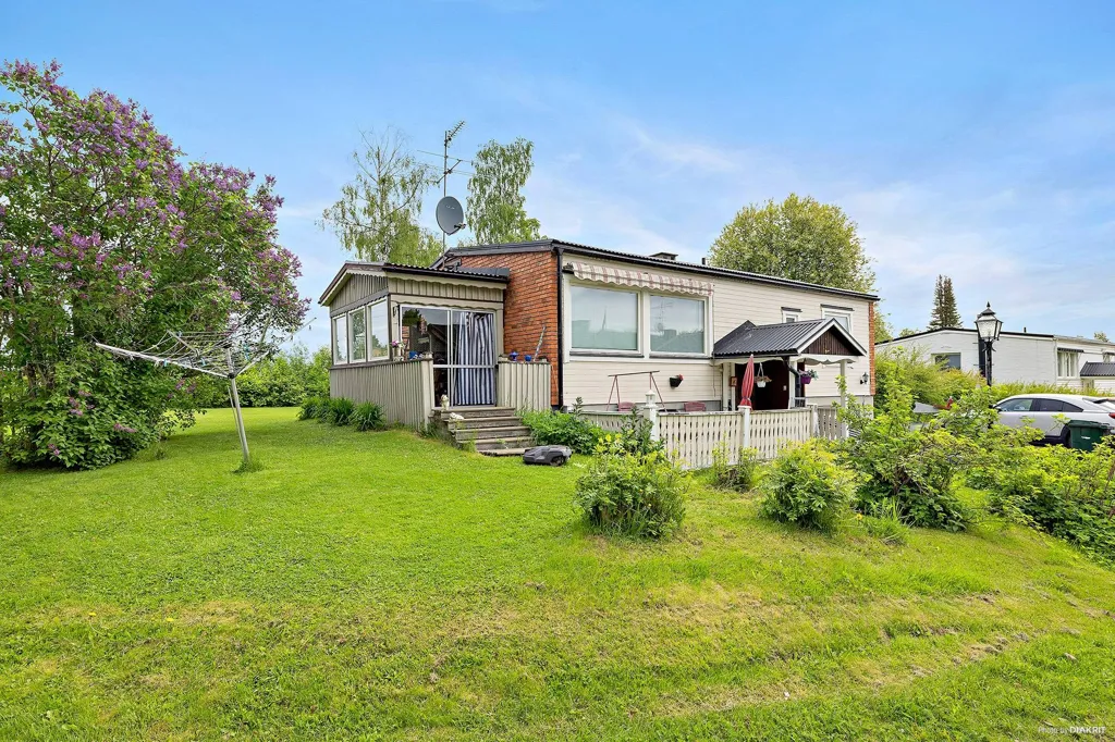 Aed - 1-Storey Villa with Garden near River