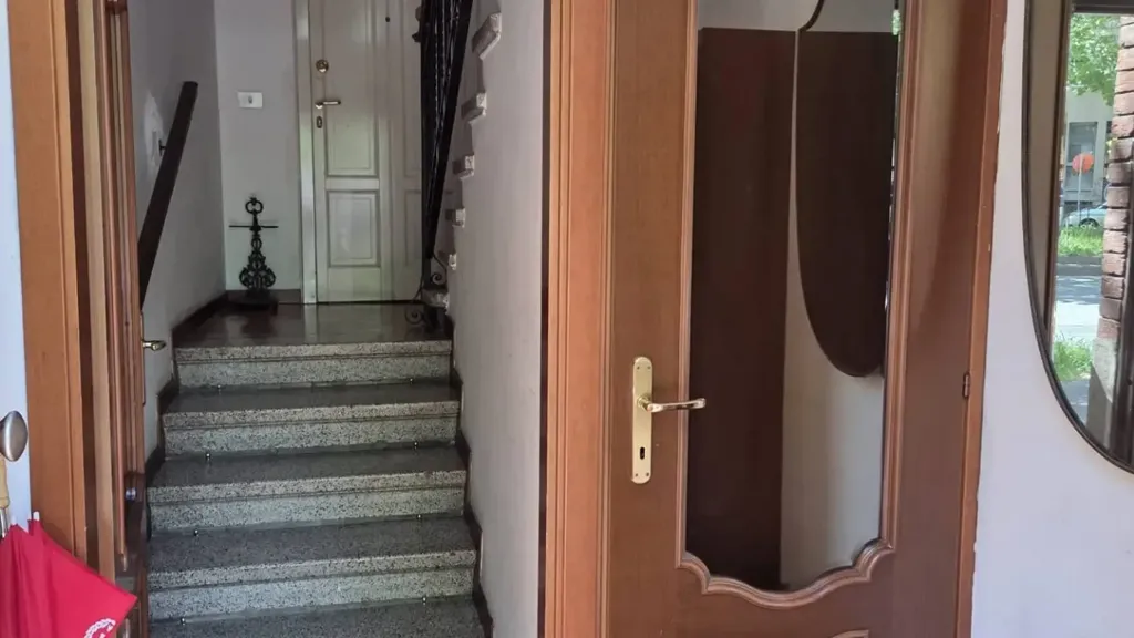 Entrée - Historic Building Apartment with Private Parking in Milan