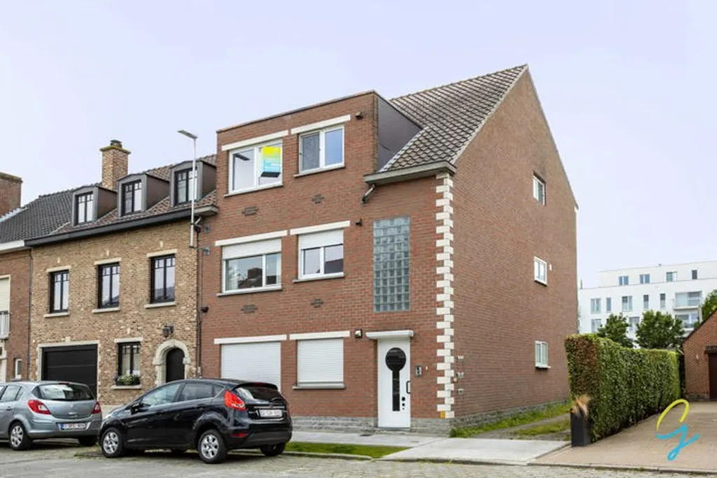 Välivaade - Flat with Terrace in Lokeren