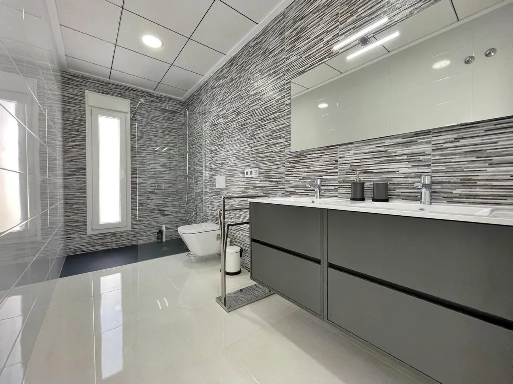 Salles de bain - Contemporary Villas with Pool in Rojales