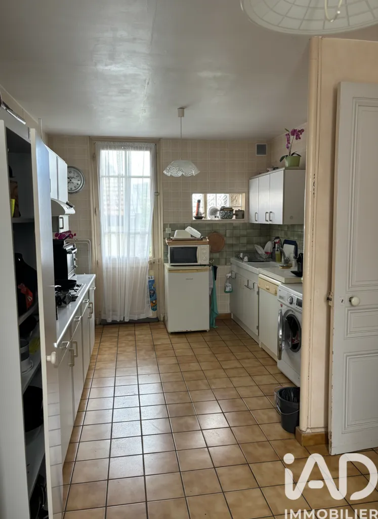 Köök - House with Garden and Garage in Saint-Chamond