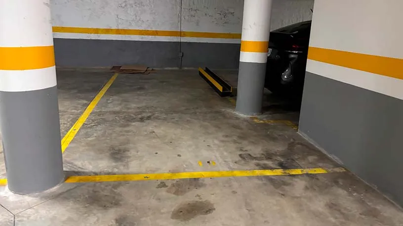 Garaaž - Garage with Parking in Castellbisbal, Barcelona