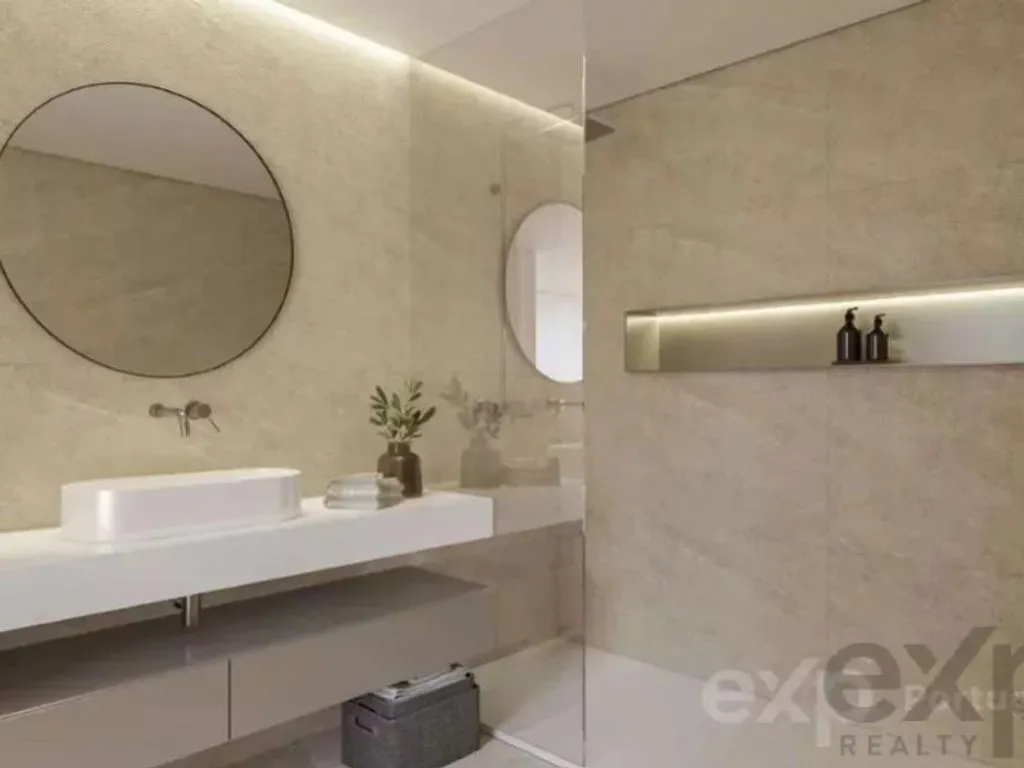 Salles de bain - Two-Bedroom Apartment with Garden View in Funchal