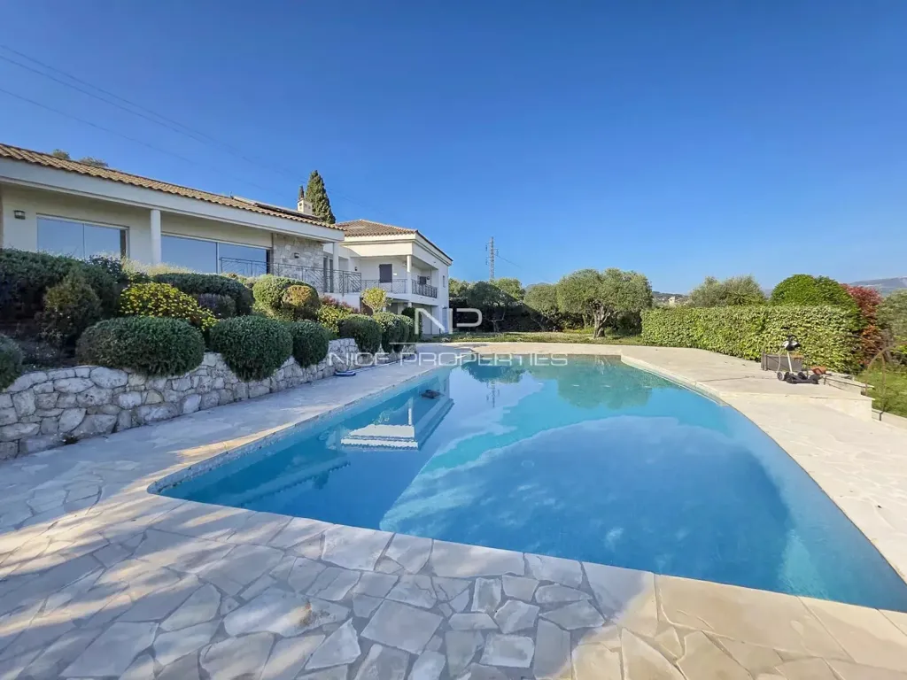 Piscine - Villa avec Vue Montagne et Piscine à Giraud