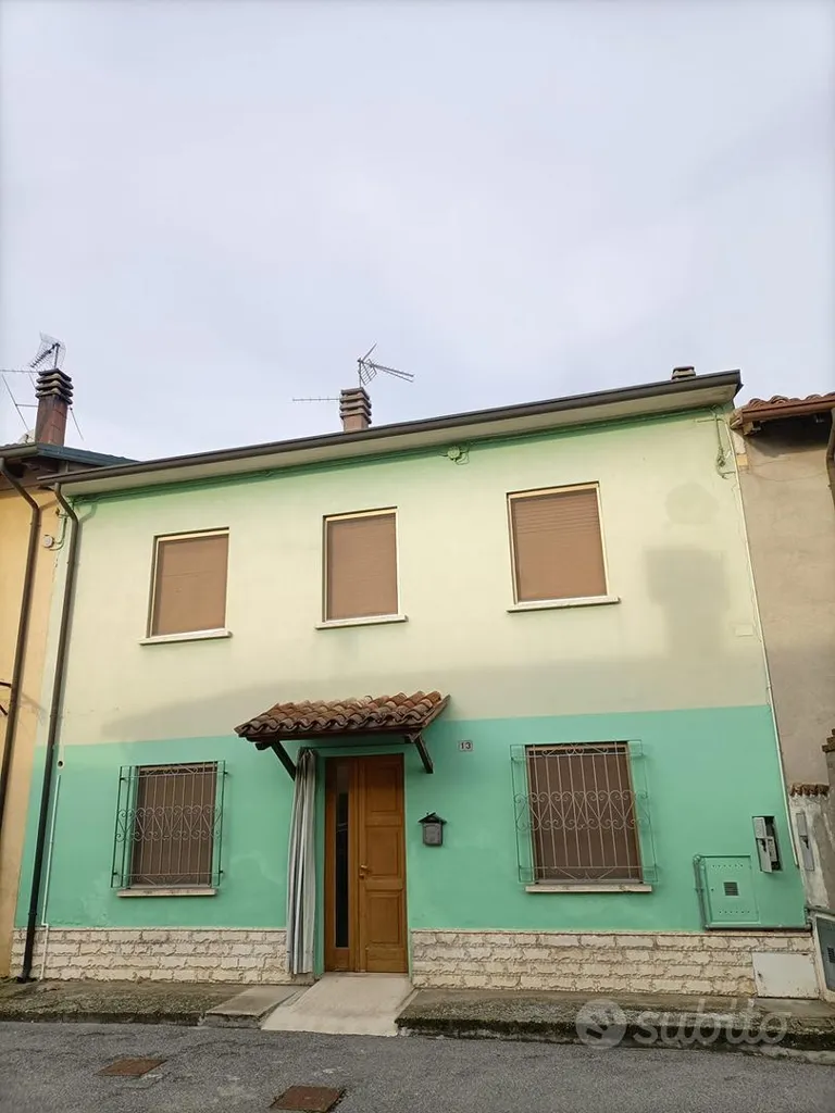 Esterno - Terraced House with Restored Barn in Quiet Area