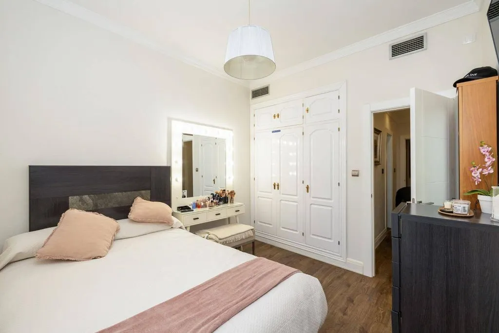 Magamistoad - Luxury Flat with Balcony in Granada