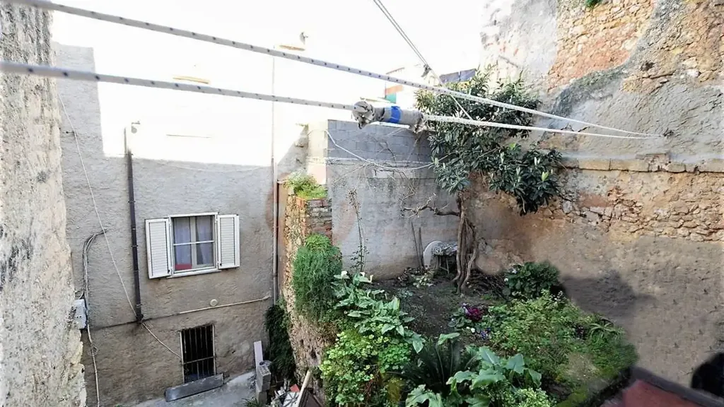 Aed - Modernised Apartment with Balcony in Sassari