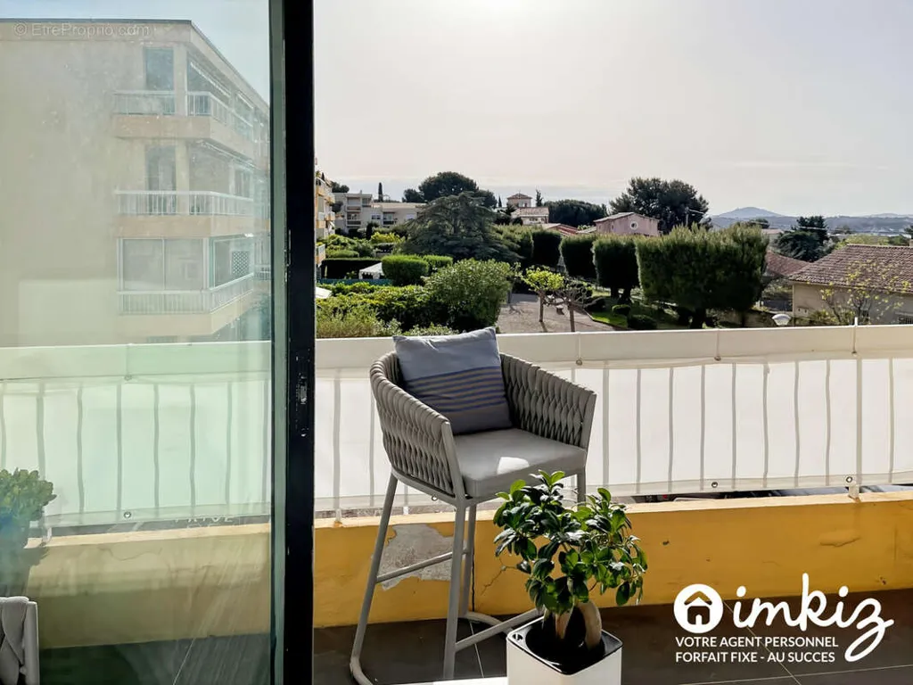 Balcone - Sea View Apartment with Terrace in Bandol