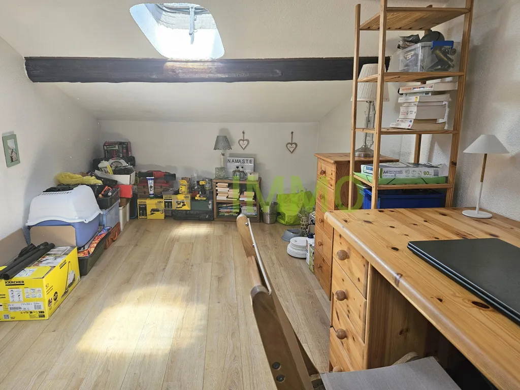 Toad - 2-Bedroom Apartment with Private Garden in Quiet Area