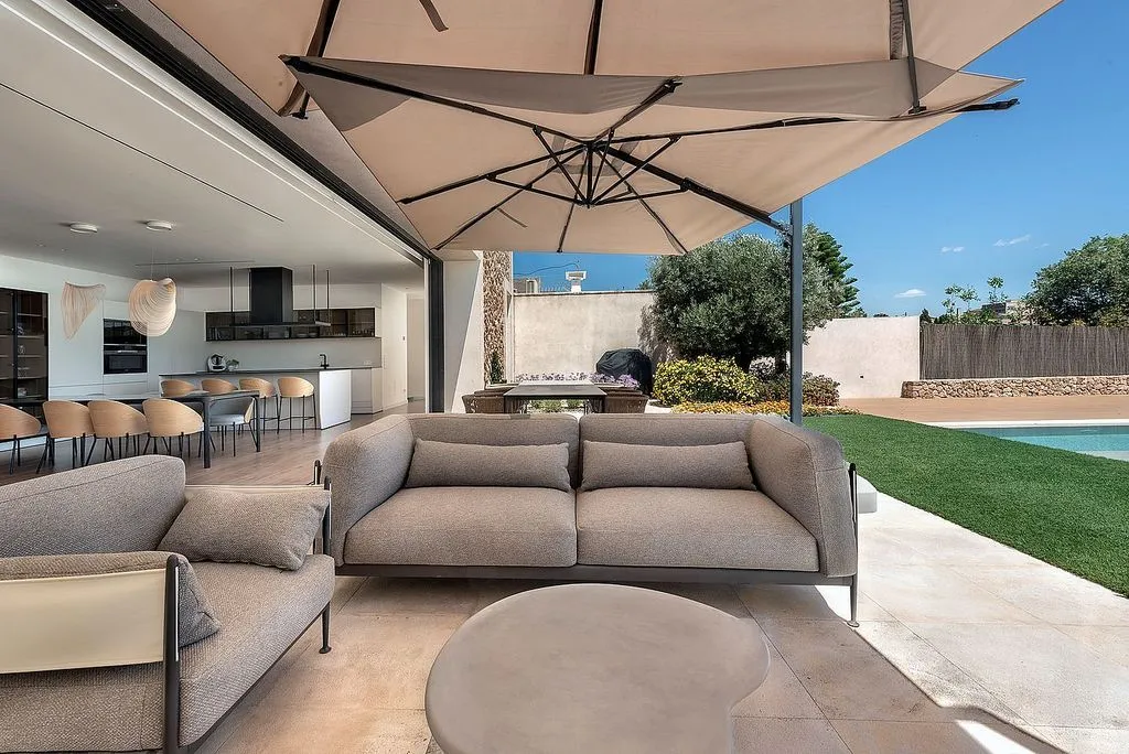 Piscine - Luxury Chalet with Pool in Pòrtol