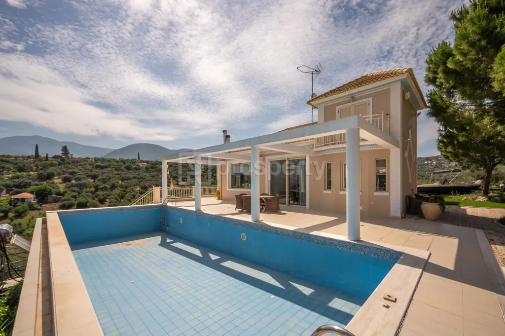 Piscine - Luxury Villa with Sea View in Paralia