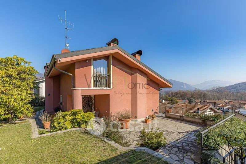 Välivaade - Contemporary Villa with Lake View in Alserio