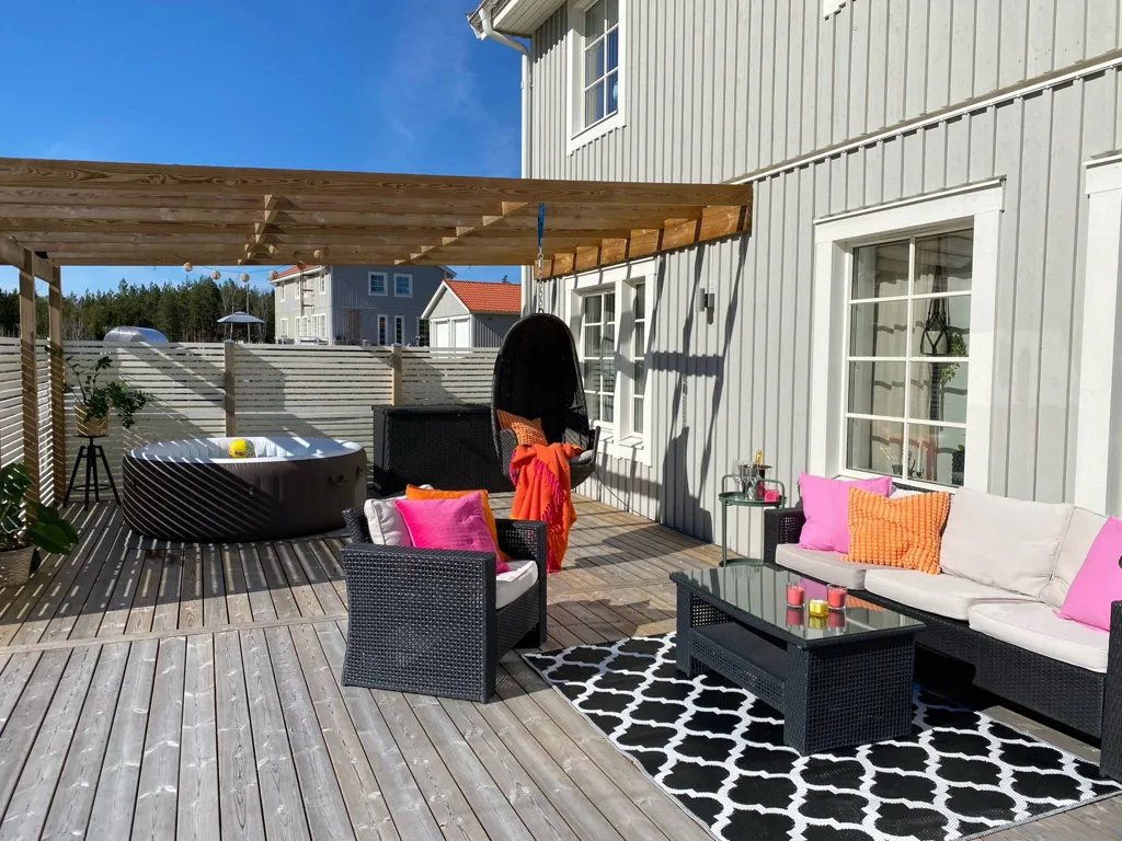Terrass - Modern Villa with Garden in Uls-Väsby