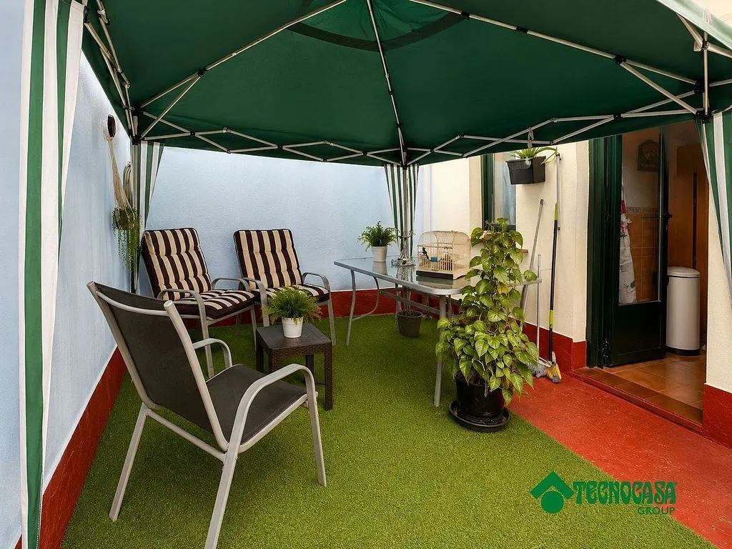 Terrasse - Terraced House with Balcony in Torrijos
