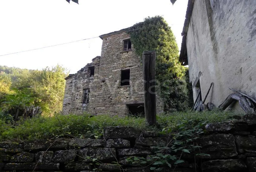 Välivaade - Traditional Langhe Rustico with Panoramic Terrace in Cortemilia