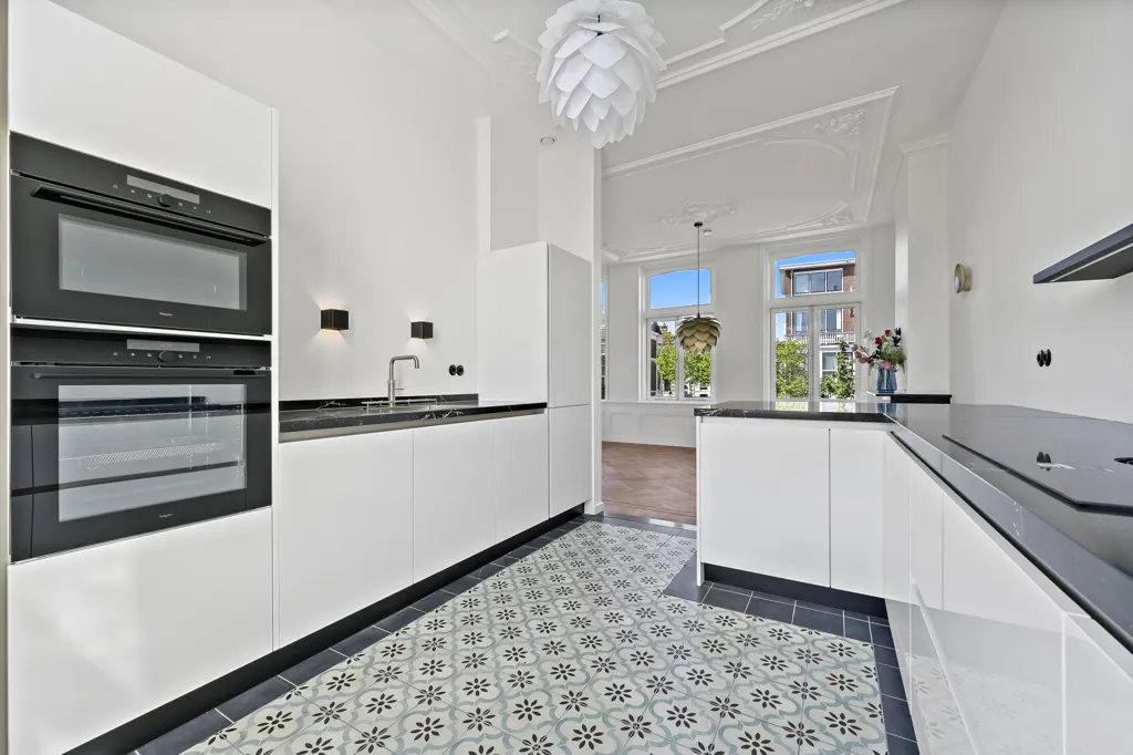Cuisine - Luxury Apartment with Garden in Den Haag