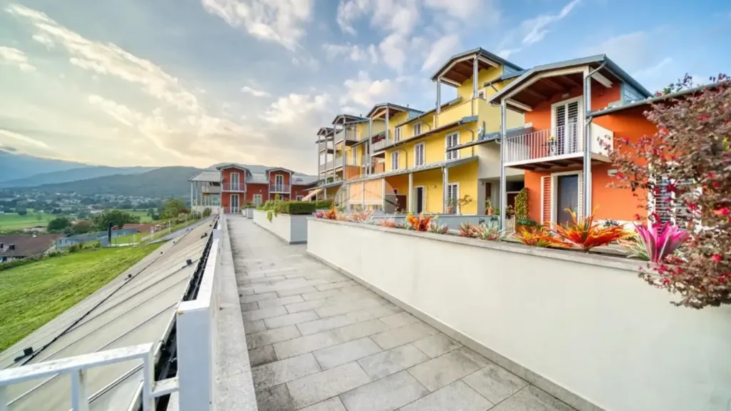 balcony
