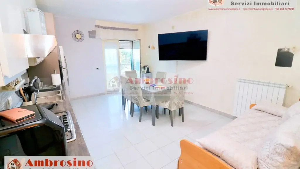 Séjour - Panoramic Apartment in Private Park, Giugliano