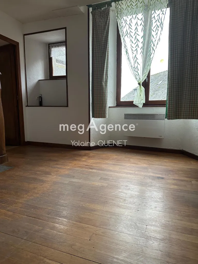 Soggiorno - Ground Floor Flat with Village Centre Location