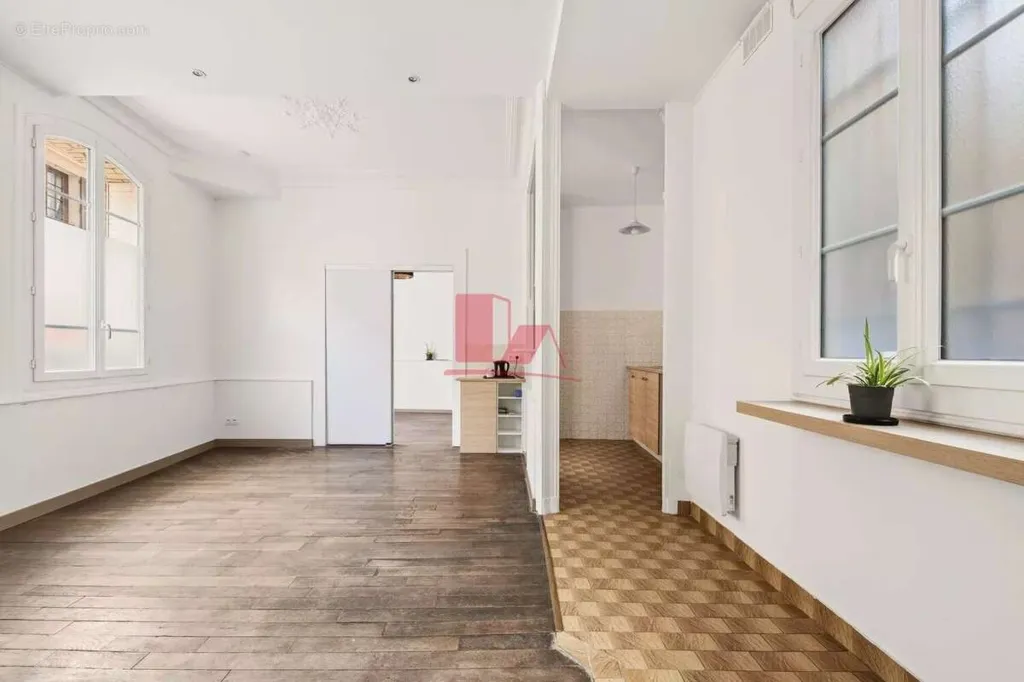 Séjour - 2 Pièces Rénové au Calme à Vanves