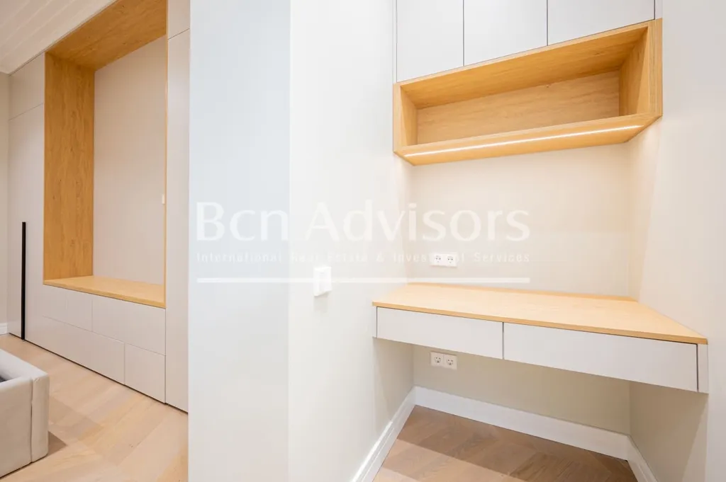 Kabinet - Refurbished Apartment with City Views in Dreta de l'Eixample