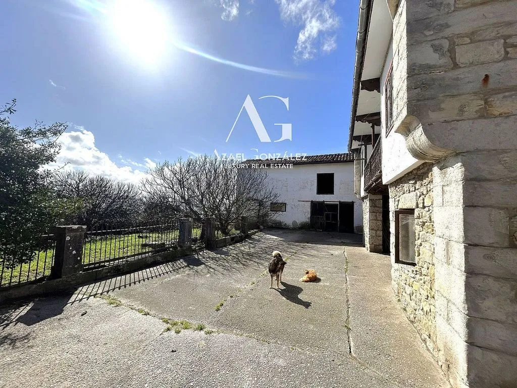 Aed - Historic House with Sea Views in Cortiguera