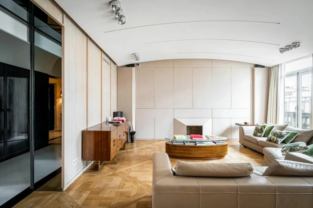 Elutuba - Haussmannian Penthouse with Balcony in Paris 16