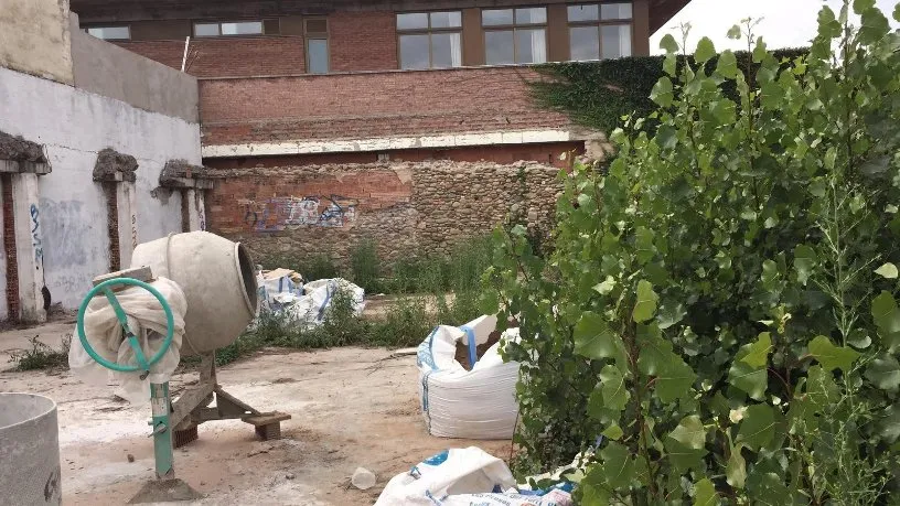 Giardino - Plot with Development Potential in Salt, Girona
