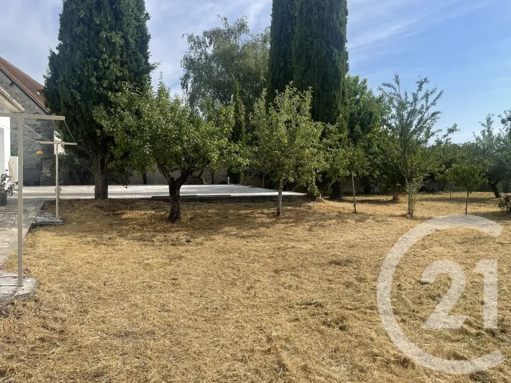 Giardino - Spacious Villa with Garden in Châtellerault