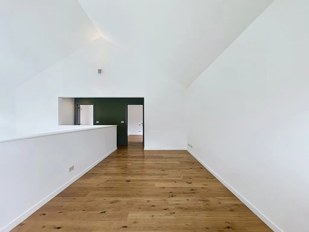Hallway - Architectural Villa with Garden in Tervuren