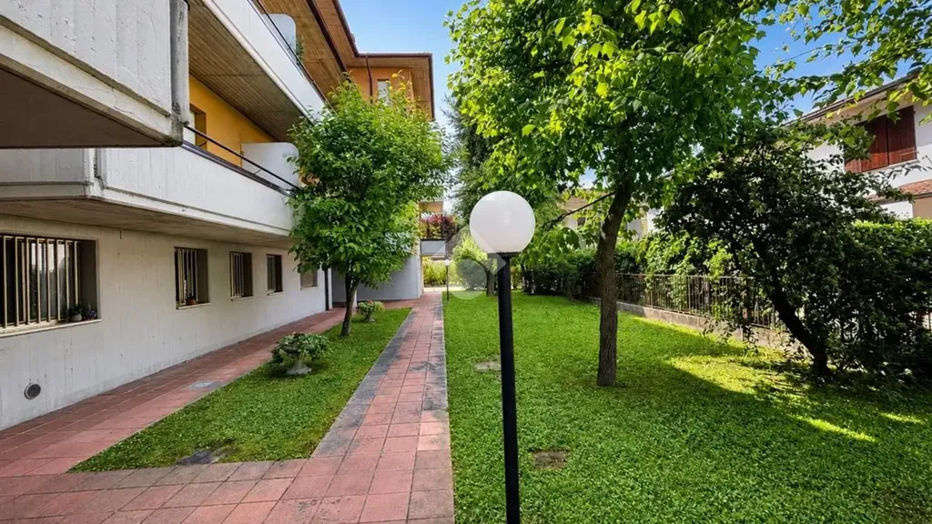Aed - Trilocale with Balconies in Forlì
