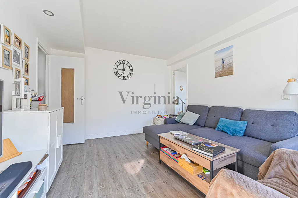 Elutuba - Fourth Floor Flat with Double Exposure in Charenton Le Pont
