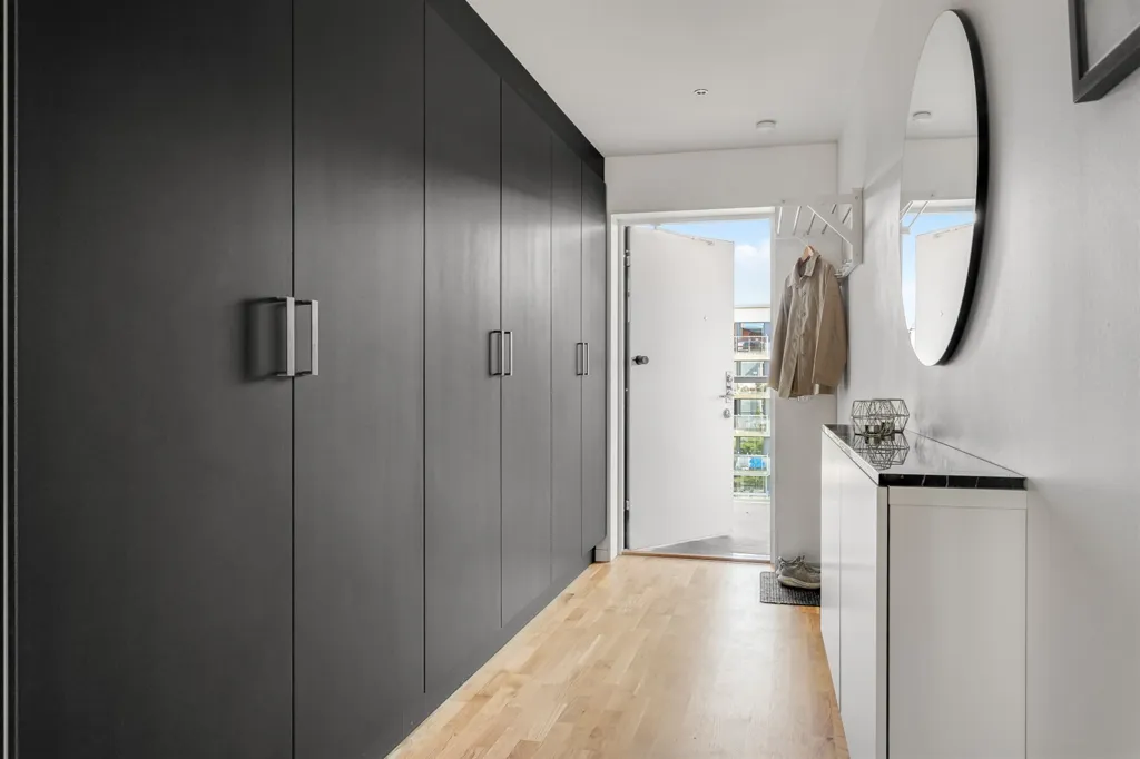 Stanze - Terrace Flat with South-West Balcony in Sundbyberg