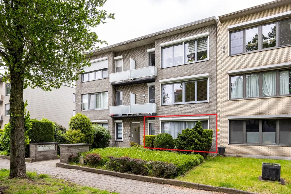Extérieur - Appartement avec Terrasse et Garage à Schoten
