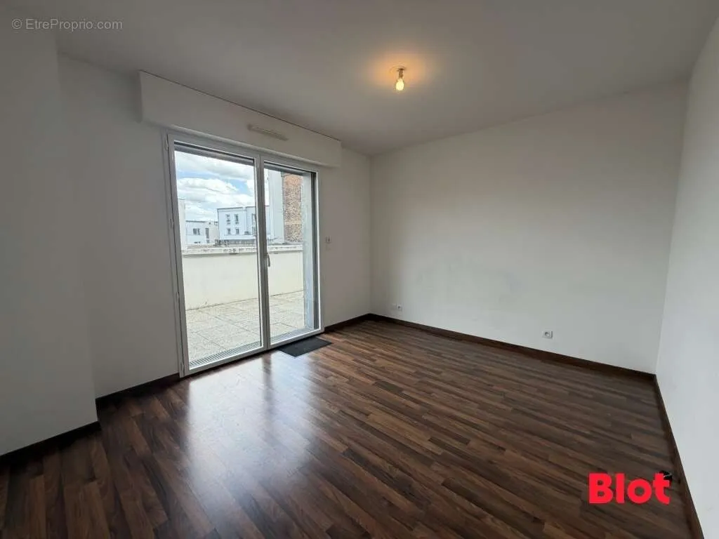 Pièces - Appartement 4 Pièces avec Terrasse au Mail à Rennes